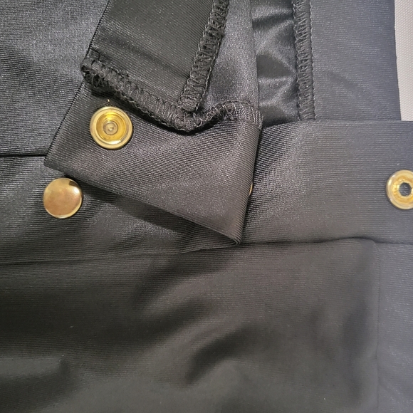 Black midi skirt with gold snap buttons. Size medium - Picture 3 of 5